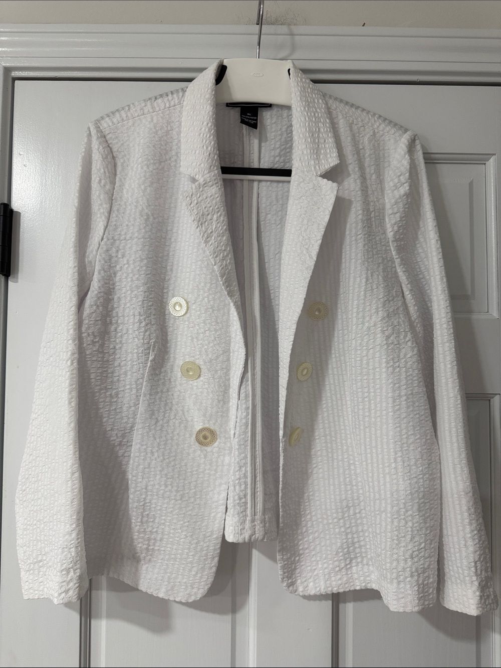 New York Clothing Co. White Textured Double-Breasted Cardigan Blazer